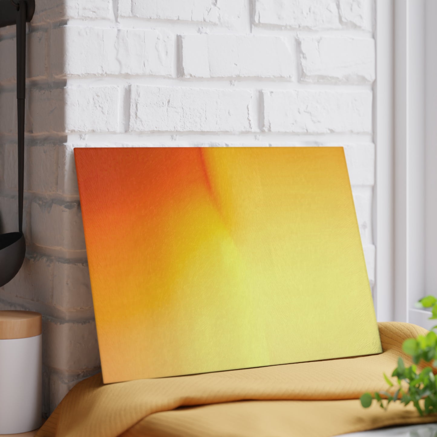 Phoenix Fade 8" x 11" Glass Cutting Board
