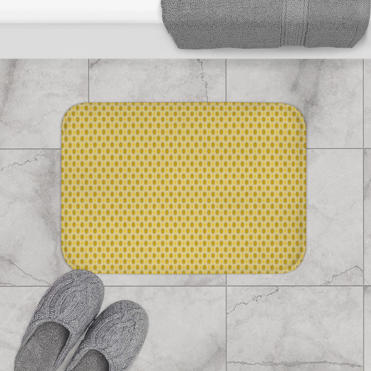 Lemongrass Star-crossed Bodies 24" x 17" Bath Mat