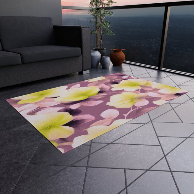 Lemon Blossom Floral Bunch Outdoor Rug, 48" x 72"