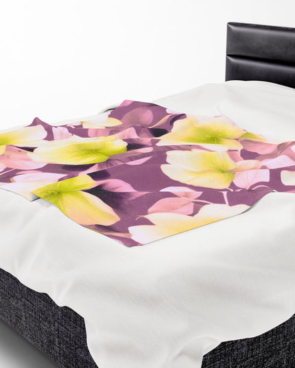 Lemon Blossom Floral Bunch Velveteen Plush Blanket, 50" x 60"