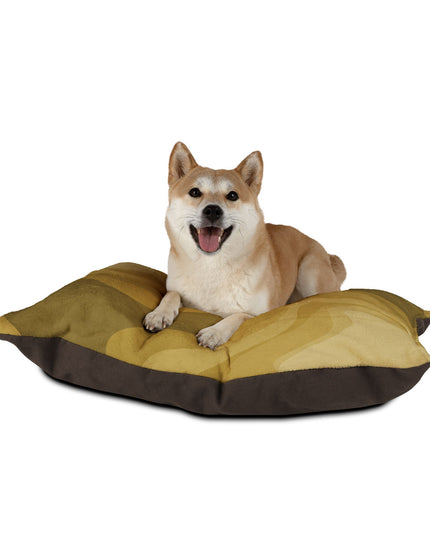 Brown Wavey 40" × 30" Pet Bed