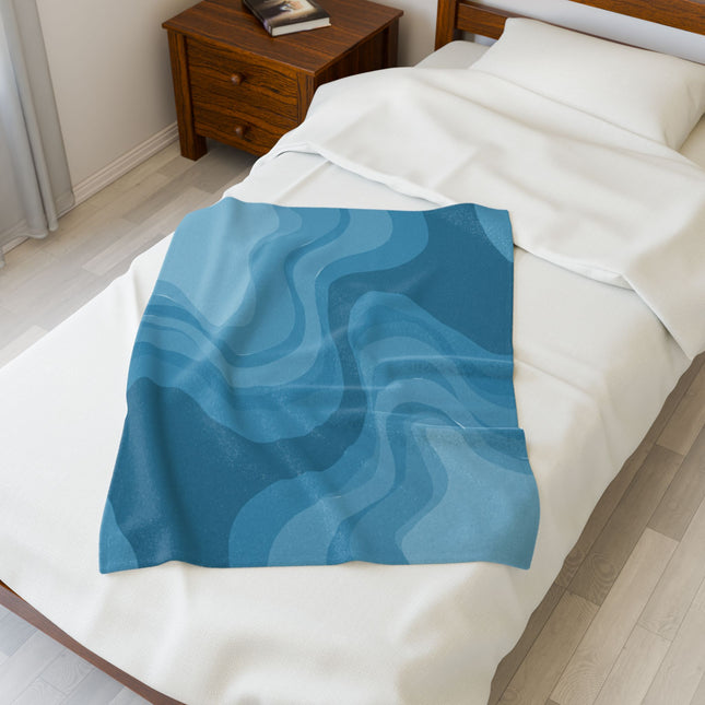 Sky Blue Wavey Velveteen Plush Blanket, 30" x 40"