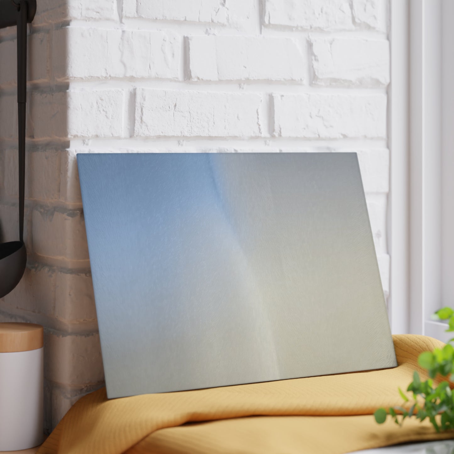 Cobalt Fade 8" x 11" Glass Cutting Board