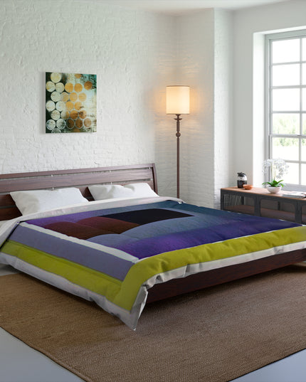 Zeta Shadow 104" × 88" Comforter