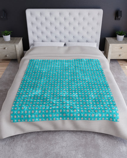 Tif Green Star-crossed Bodies Crushed Velvet Blanket, 50" x 60"