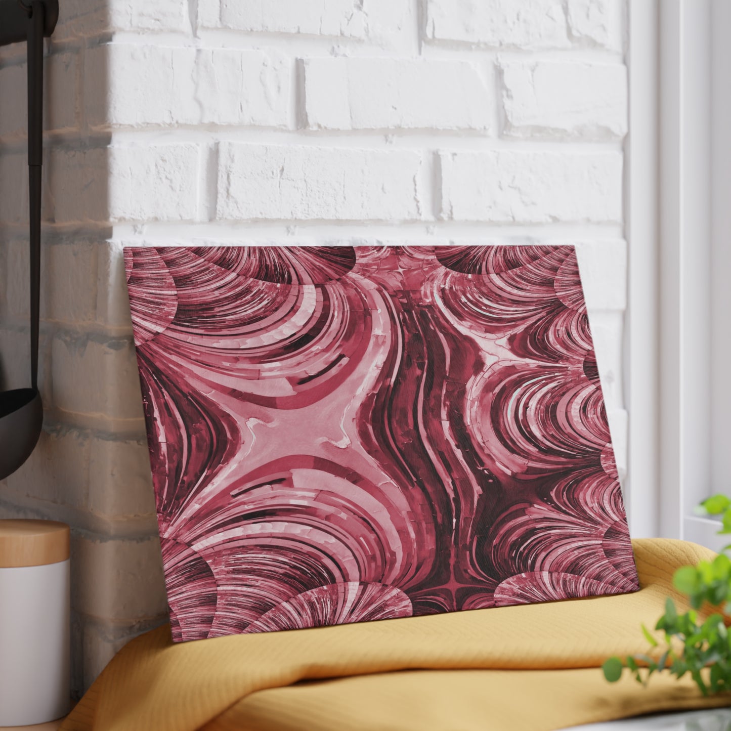 Uzi Spiral Ruby 8" x 11" Glass Cutting Board