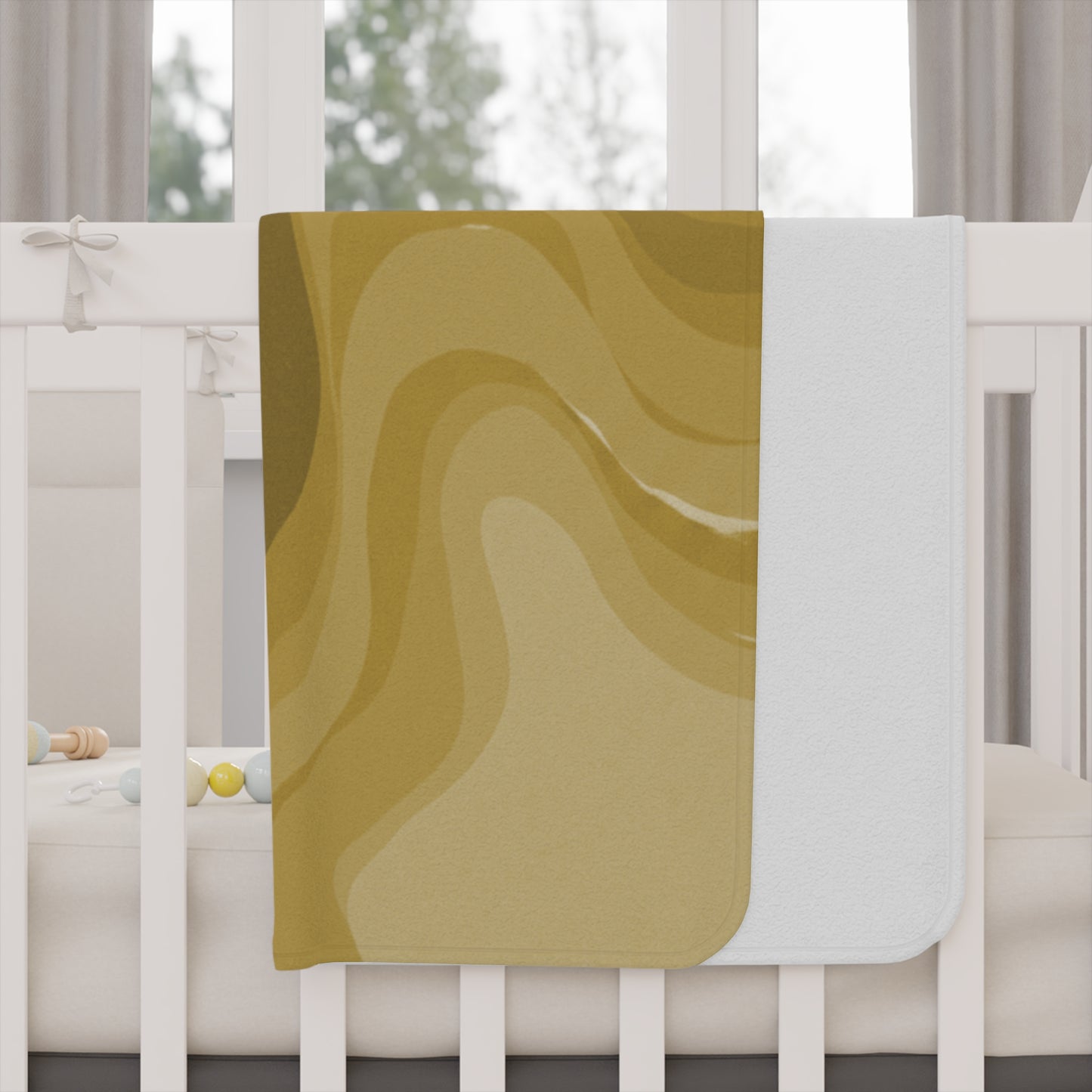 Brown Wavey Toddler Blanket, 30" x 40"