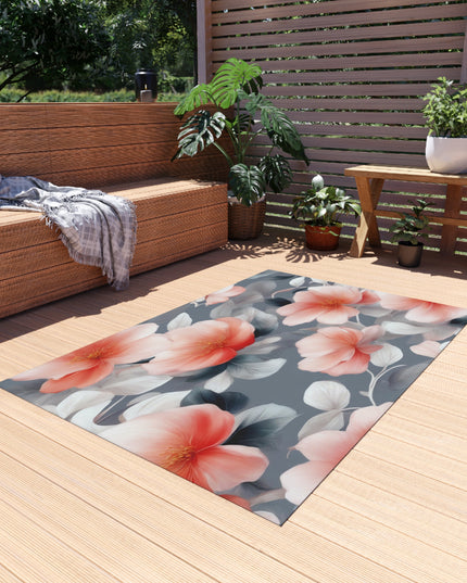 Red Blossom Floral Bunch Outdoor Rug, 48" x 72"