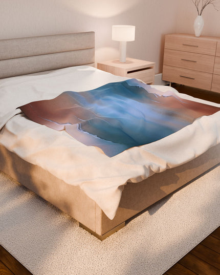 Blue Sea Peach Fog Velveteen Plush Blanket, 50" x 60"