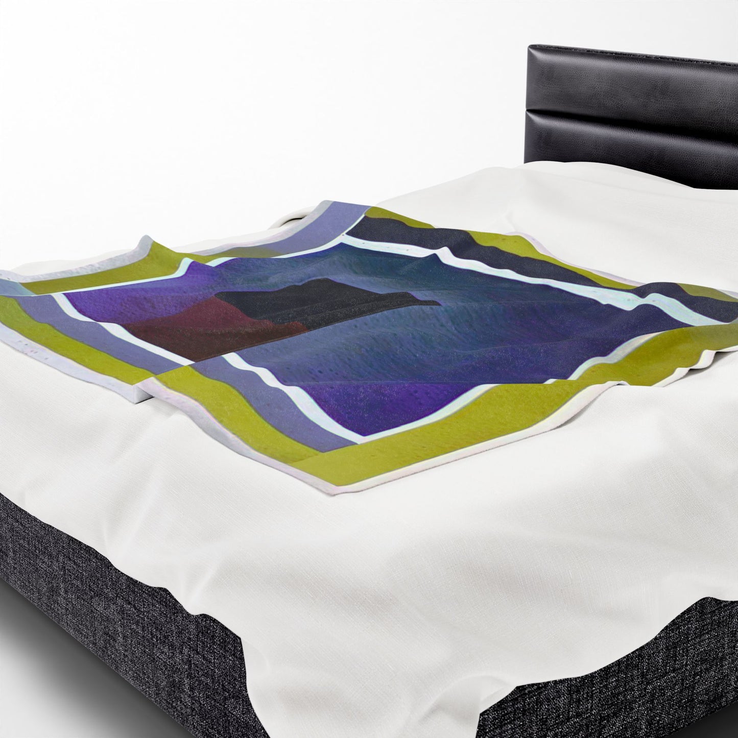 Zeta Shadow Velveteen Plush Blanket, 50" x 60"