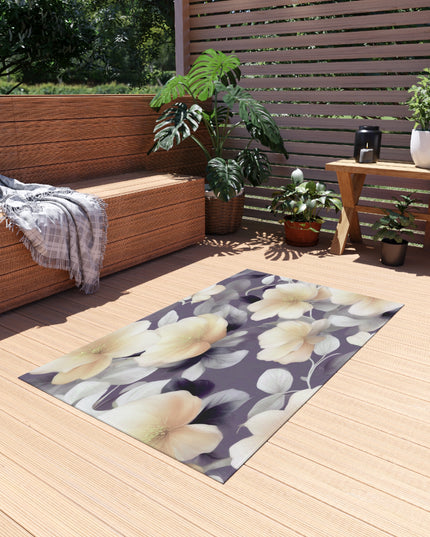 White Blush Floral Bunch Outdoor Rug, 36" x 60"