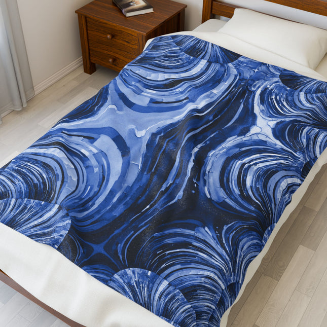 Uzi Spiral Deep Blue Velveteen Plush Blanket, 50" x 60"