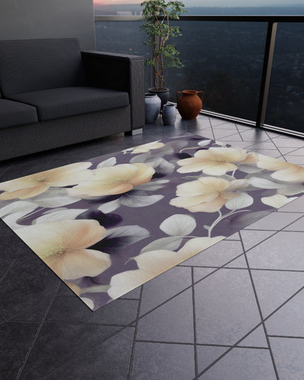 White Blush Floral Bunch Outdoor Rug, 60" x 84"