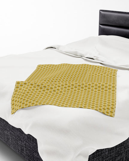 Lemongrass Star-crossed Bodies Velveteen Plush Blanket, 30" x 40"