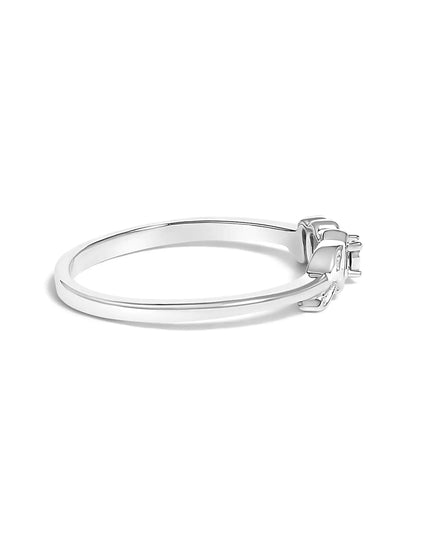 .925 Sterling Silver Diamond Accent "MOM"  Ring (J-K Color, I2-I3 Clarity)