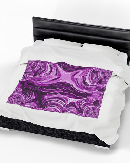 Uzi Spiral Powder Lavender Velveteen Plush Blanket, 50" x 60"