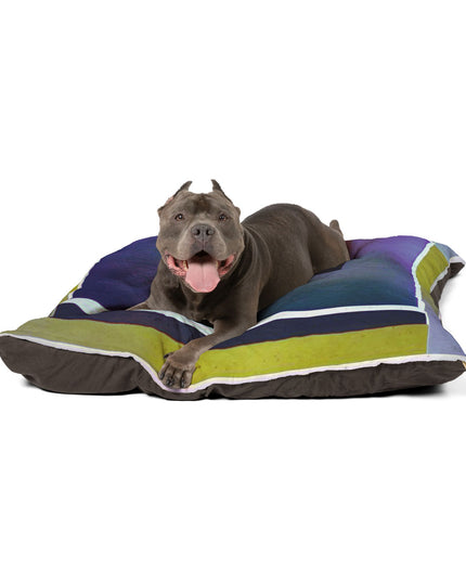 Zeta Shadow 50" × 40" Pet Bed
