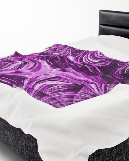 Uzi Spiral Powder Lavender Velveteen Plush Blanket, 50" x 60"