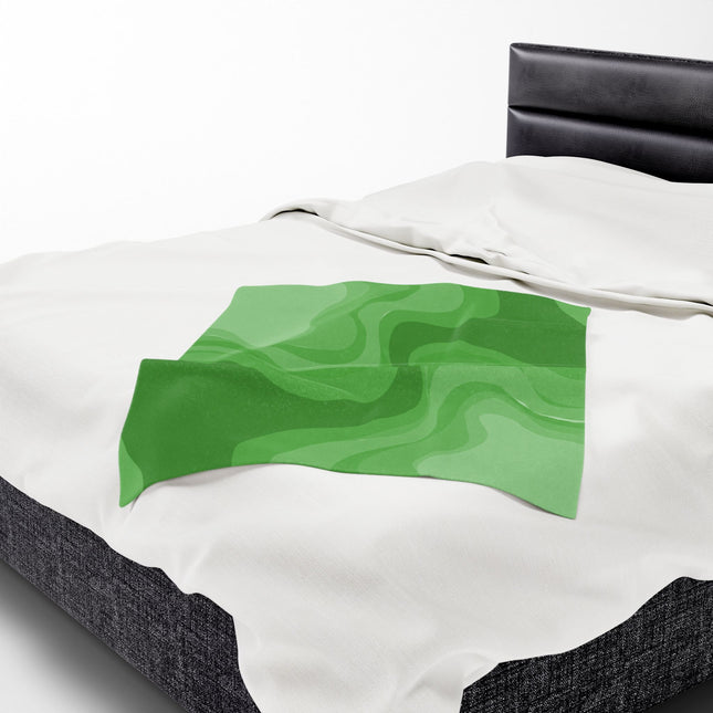 Greenie Meanie Wavey Velveteen Plush Blanket, 30" x 40"