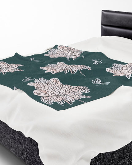 Soft White Floral Butterflies Velveteen Plush Blanket, 50" x 60"
