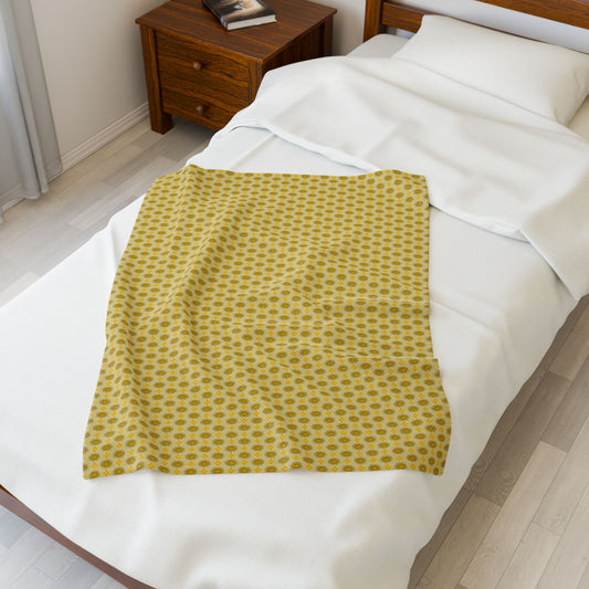 Lemongrass Star-crossed Bodies Velveteen Plush Blanket, 30" x 40"