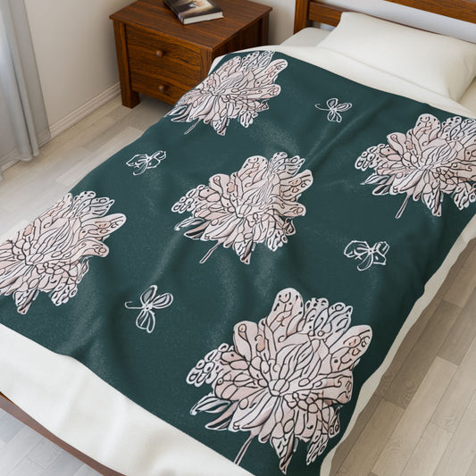 Soft White Floral Butterflies Velveteen Plush Blanket, 50" x 60"