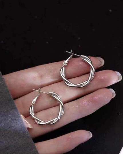Turn Hoop Earrings
