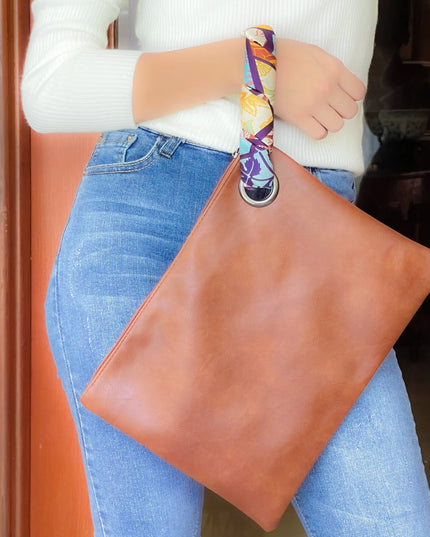 Bailey Pouch