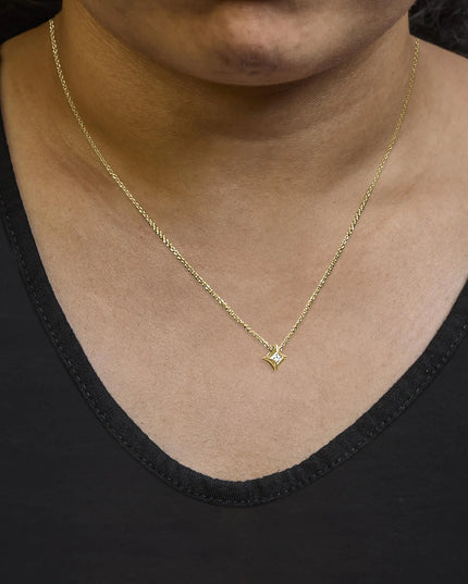10K Gold 1/10 Cttw Bezel Set Solitaire Princess Cut Diamond Kite Shaped Pendent Necklace - 18" Inches