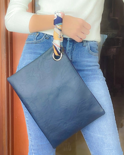 Bailey Pouch