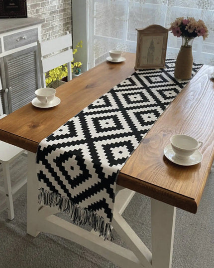 Camille Table Runner
