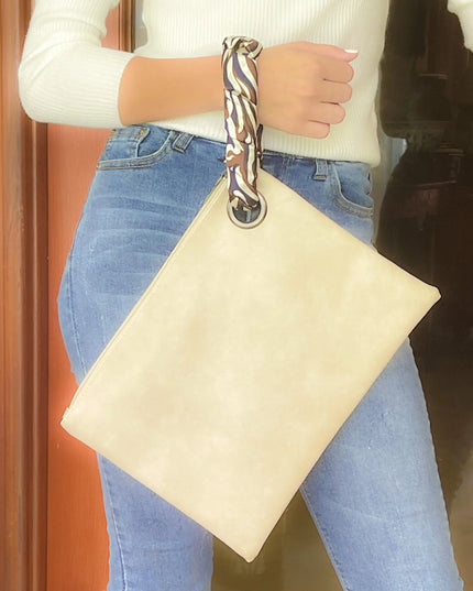 Bailey Pouch