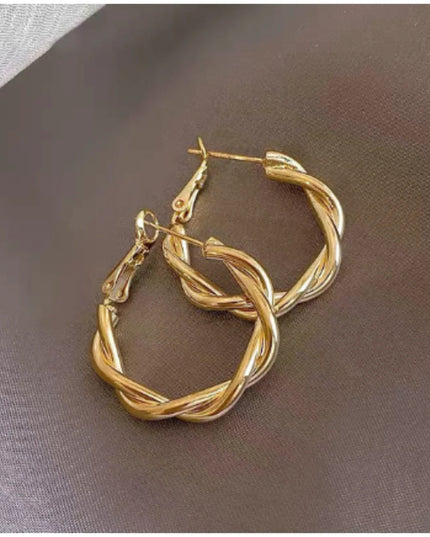 Turn Hoop Earrings