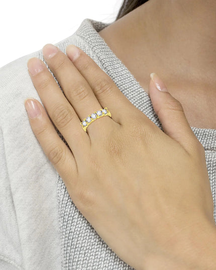 14K Yellow Gold Plated .925 Sterling Silver 1.0 Cttw Shared Prong-set Round Diamond 5 Stone Band Ring (J-K Color, I1-I2 Clarity)