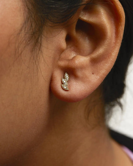 10K Yellow Gold 1/10 Cttw Diamond Triple Leaf Stud Earring (H-I Color, I1-I2 Clarity)