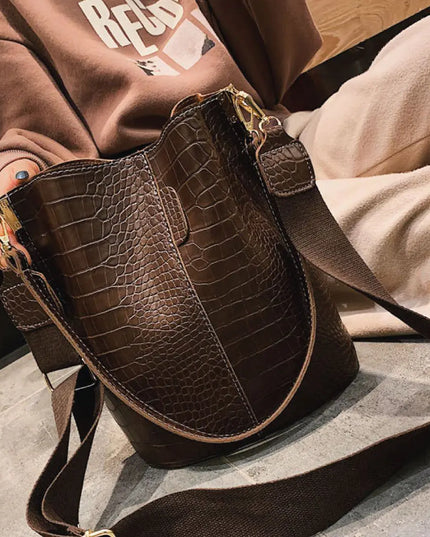 Blake Shoulder Bag -Chocolate Croc
