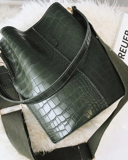 Blake Shoulder Bag -Olive Croc