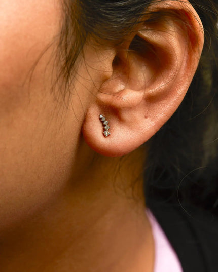 10K White Gold 1/10 Cttw Diamond Journey Style Climber Stud Earrings (H-I Color, I1-I2 Clarity)