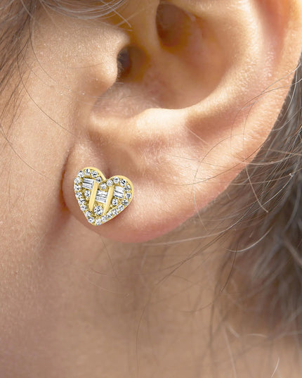 .925 Sterling Silver 1/2 Cttw Round and Baguette Diamond Composite Heart Shaped Stud Earring (I-J Color, SI2-I1 Clarity)