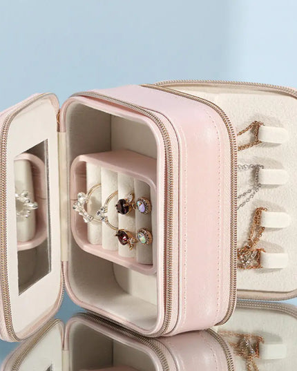 Clever Jewelry Case