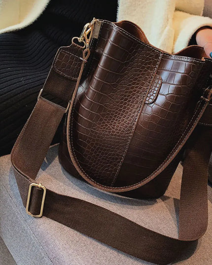 Blake Shoulder Bag -Chocolate Croc