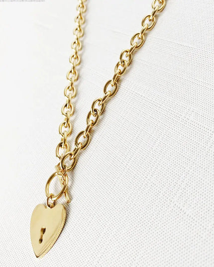 Casie Necklace