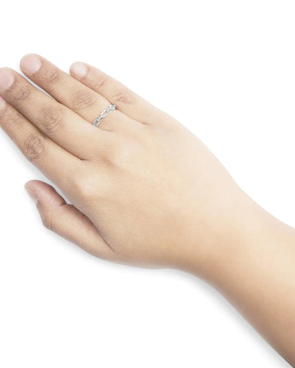.925 Sterling Silver Diamond Accent Paperclip Band Ring (I-J Color, I2-I3 Clarity)